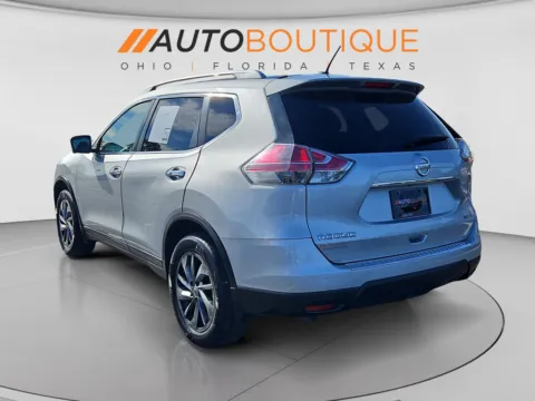 Another view of 2015 Nissan Rogue SL for sale in Columbus, OH at Auto Boutique Ohio