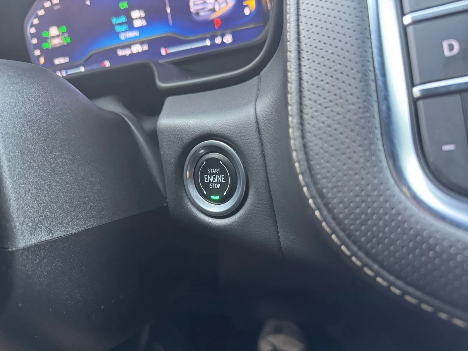 Chevrolet Suburban photo 23