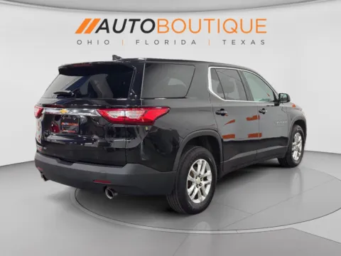 More photos of 2018 Chevrolet Traverse LS at Auto Boutique Ohio, OH