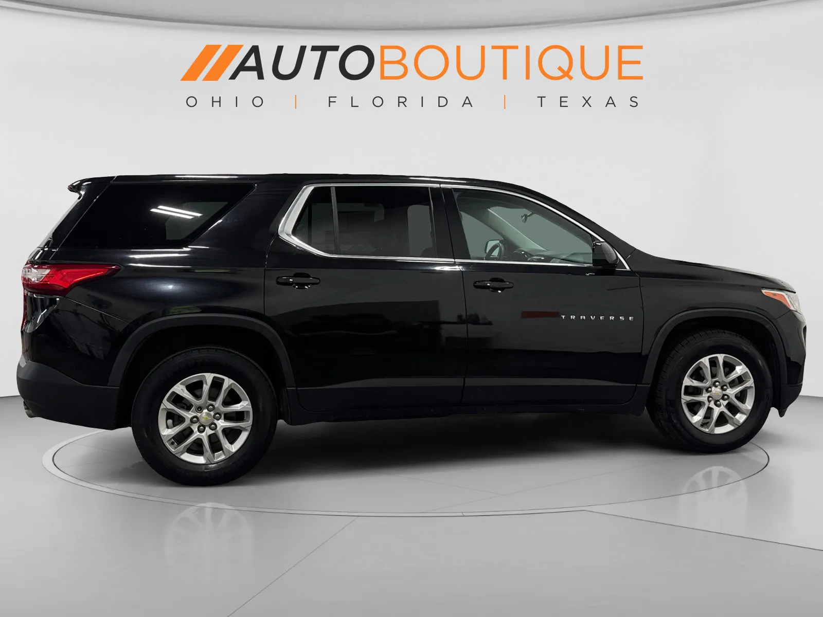 Chevrolet Traverse photo 6