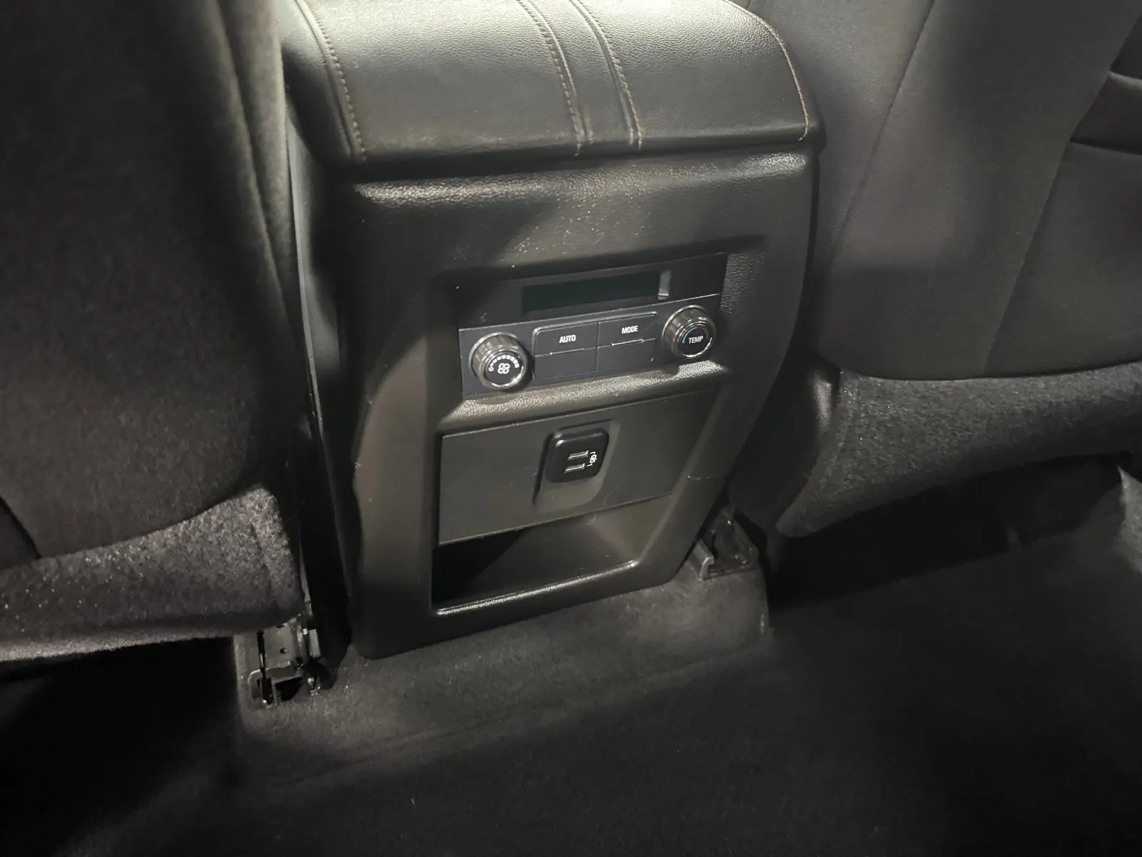 Chevrolet Traverse photo 13