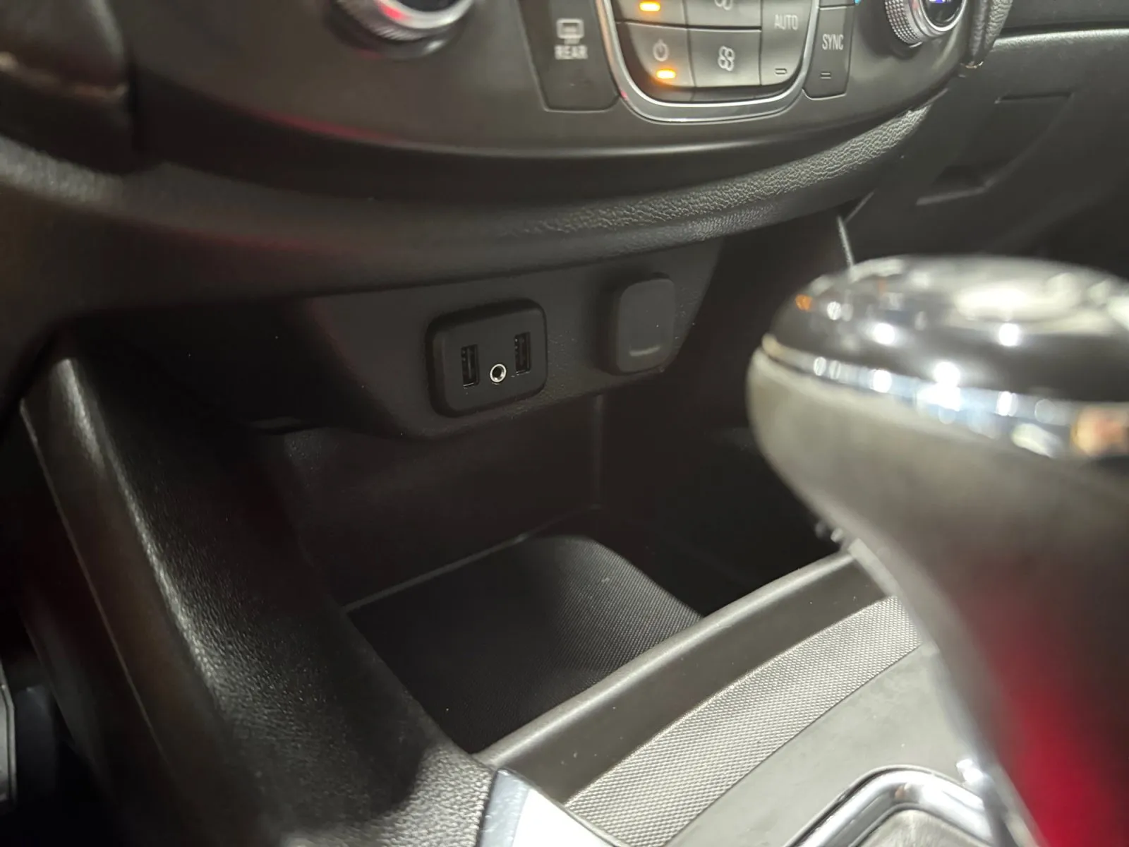 Chevrolet Traverse photo 20