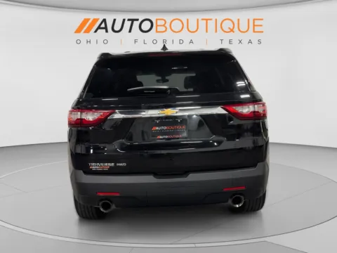 More photos of 2018 Chevrolet Traverse LS at Auto Boutique Ohio, OH