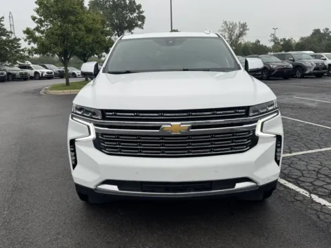 More photos of 2022 Chevrolet Suburban Premier at Auto Boutique Ohio, OH