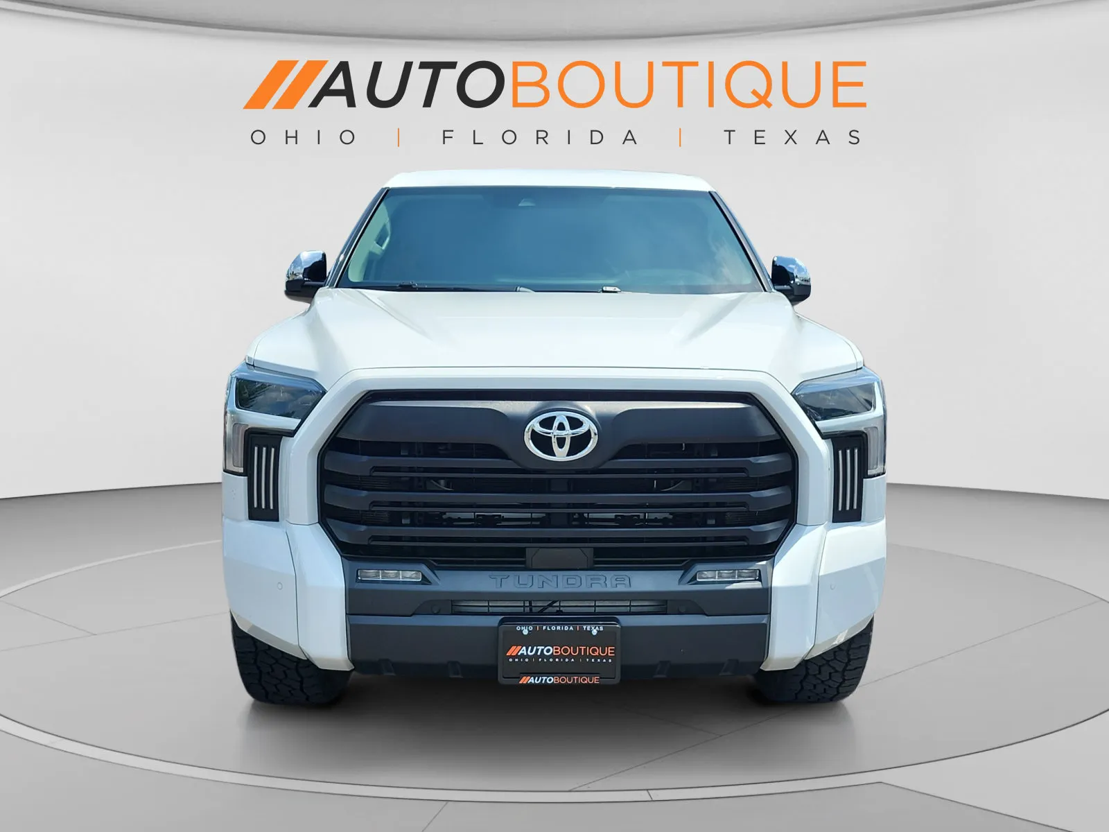 Toyota Tundra photo 11