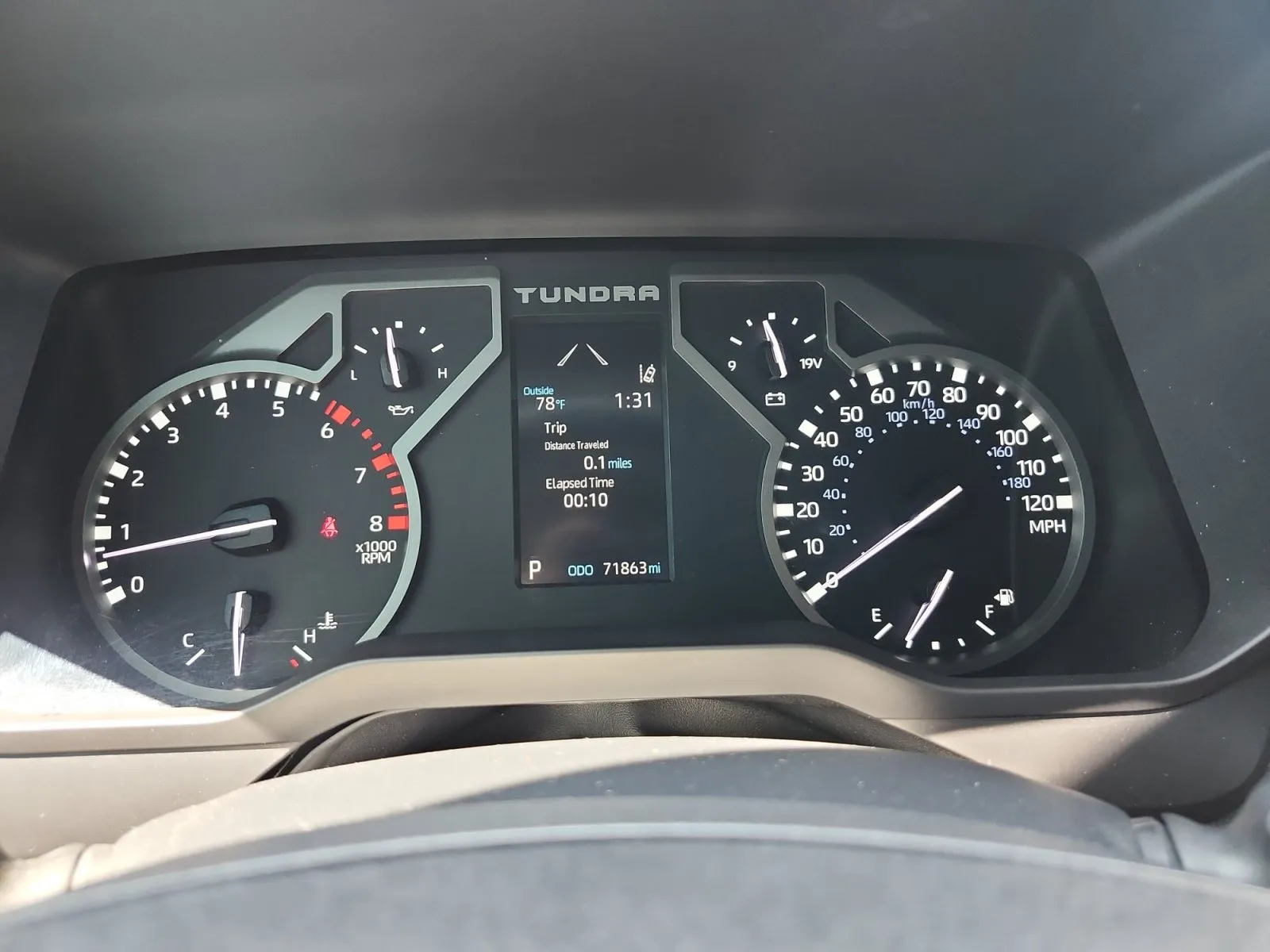 Toyota Tundra photo 17