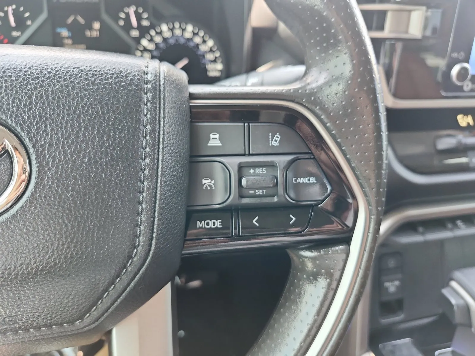 Toyota Tundra photo 25