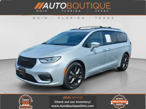Silver 2022 Chrysler Pacifica Limited for sale in Columbus, OH