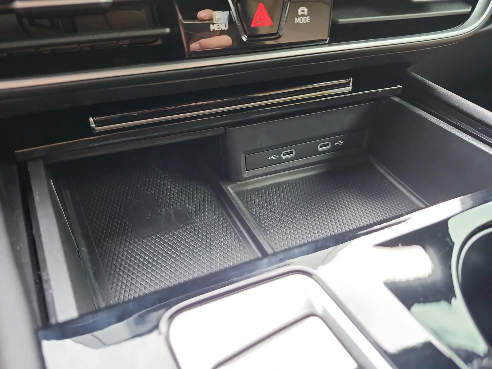 Volkswagen Atlas Cross Sport photo 21