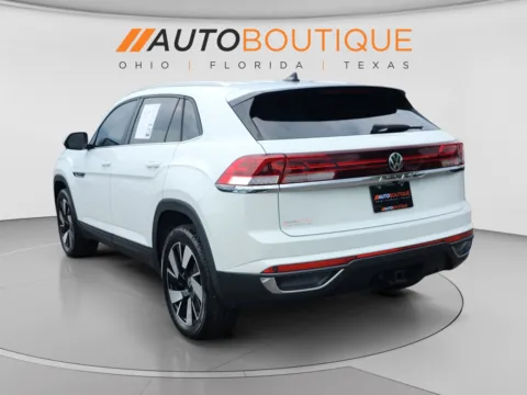 Another view of 2024 Volkswagen Atlas Cross Sport 2.0T SE w/Technology for sale in Columbus, OH at Auto Boutique Ohio