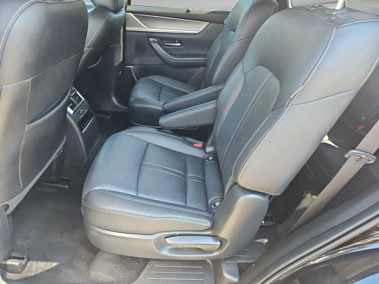 Mazda CX-90 photo 14