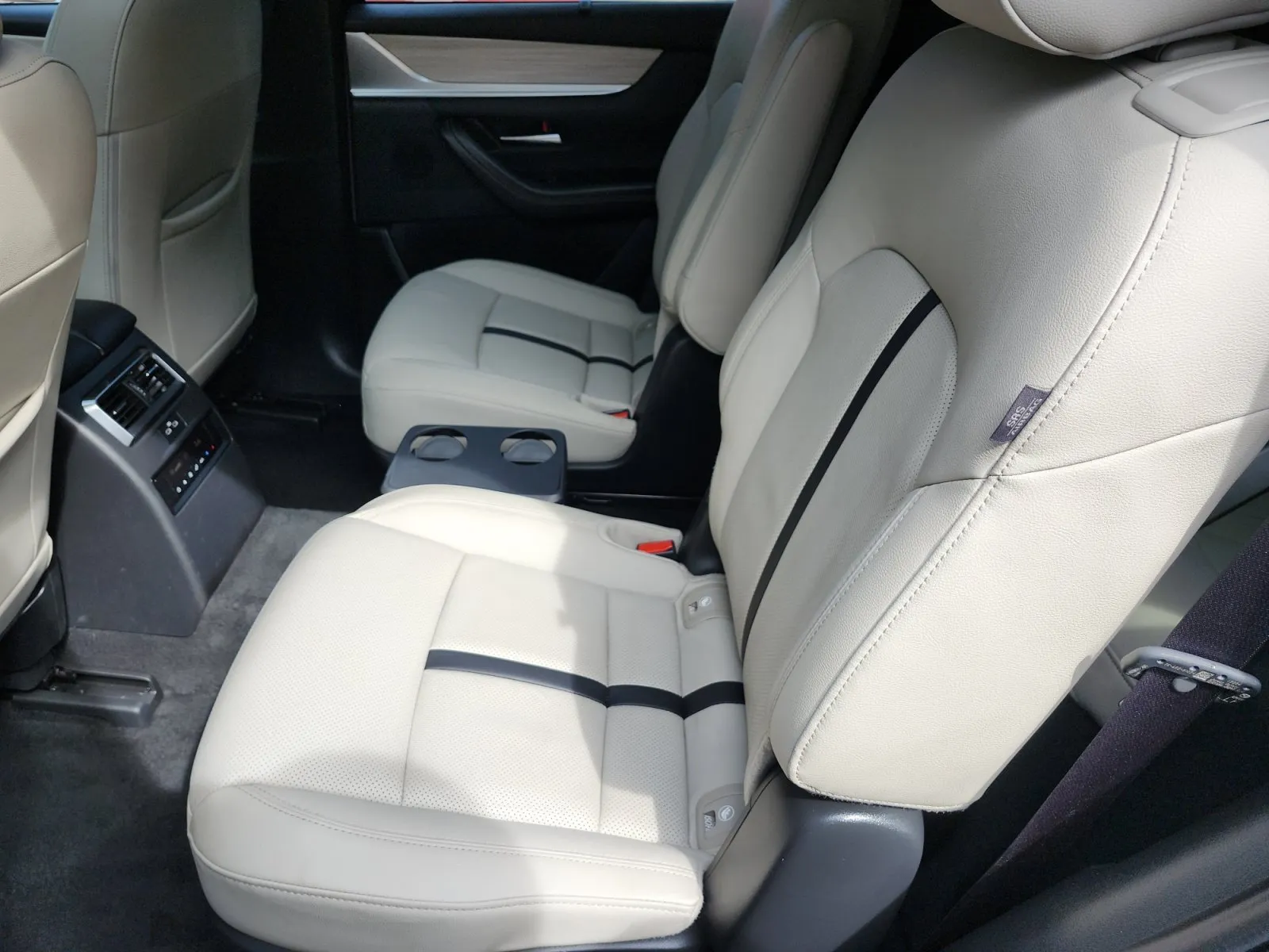 Mazda CX-90 photo 14