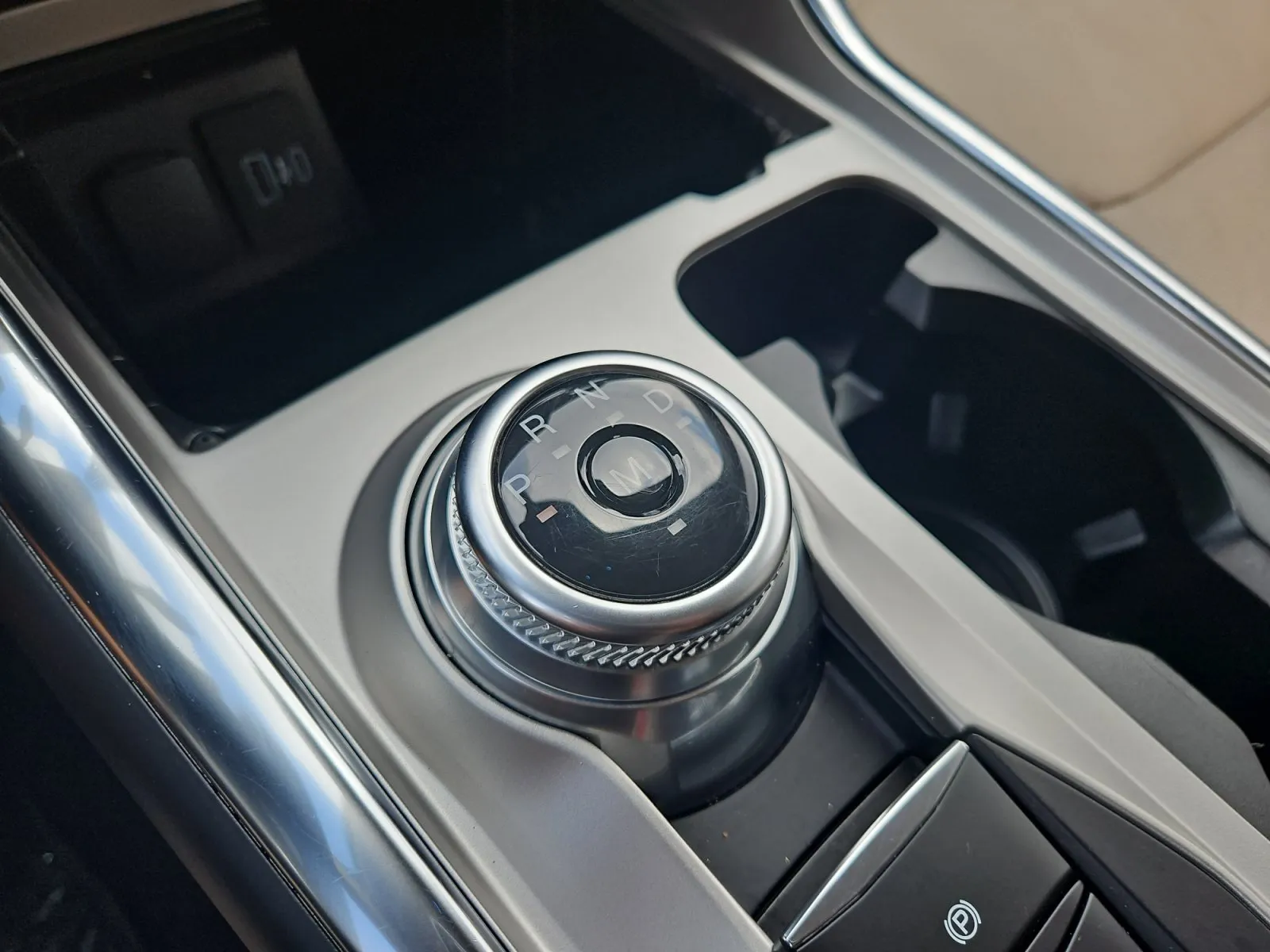 Ford Explorer photo 27