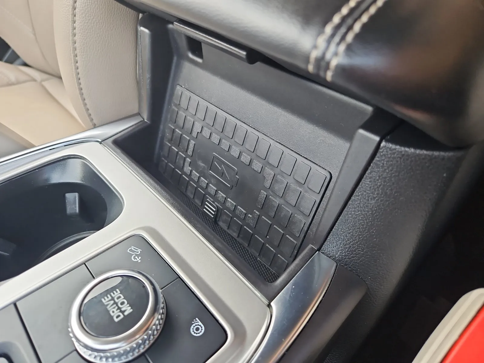 Ford Explorer photo 29