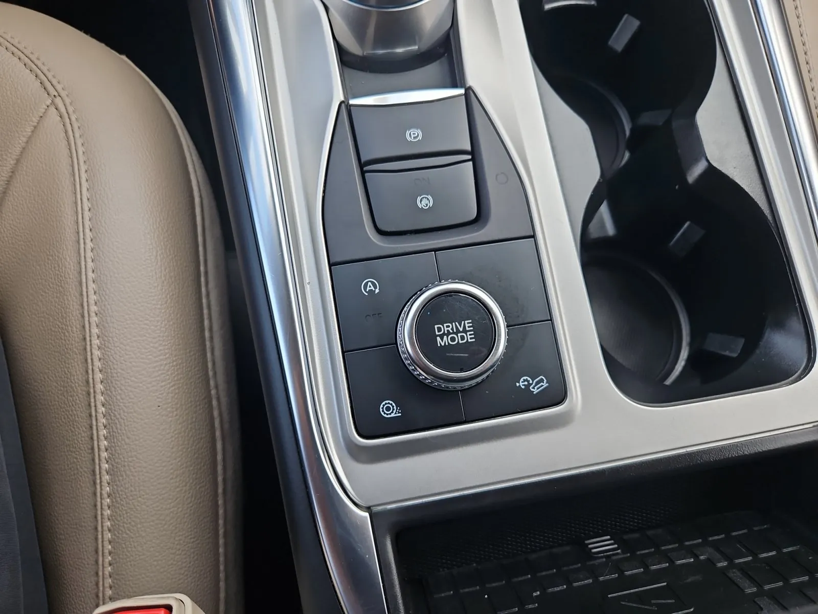 Ford Explorer photo 28