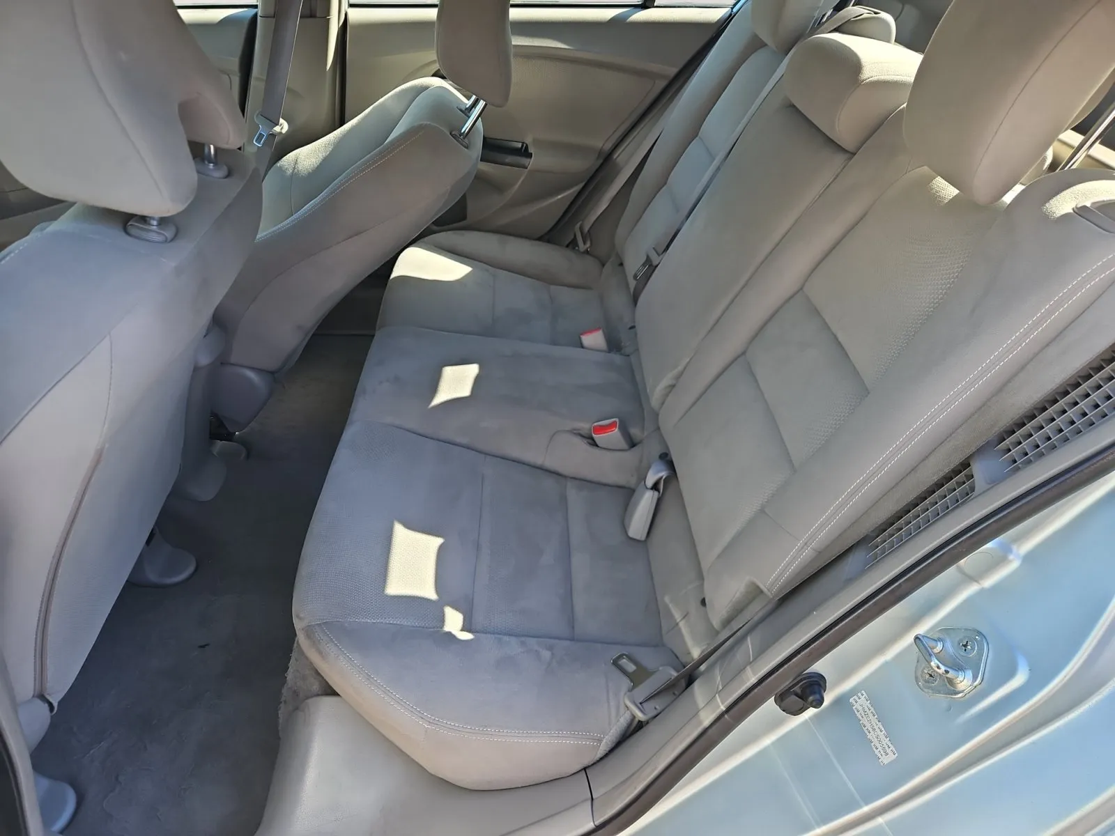 Honda Insight photo 13