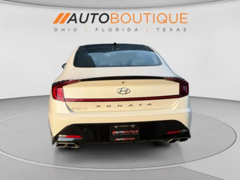 More photos of 2022 Hyundai Sonata N Line at Auto Boutique Ohio, OH