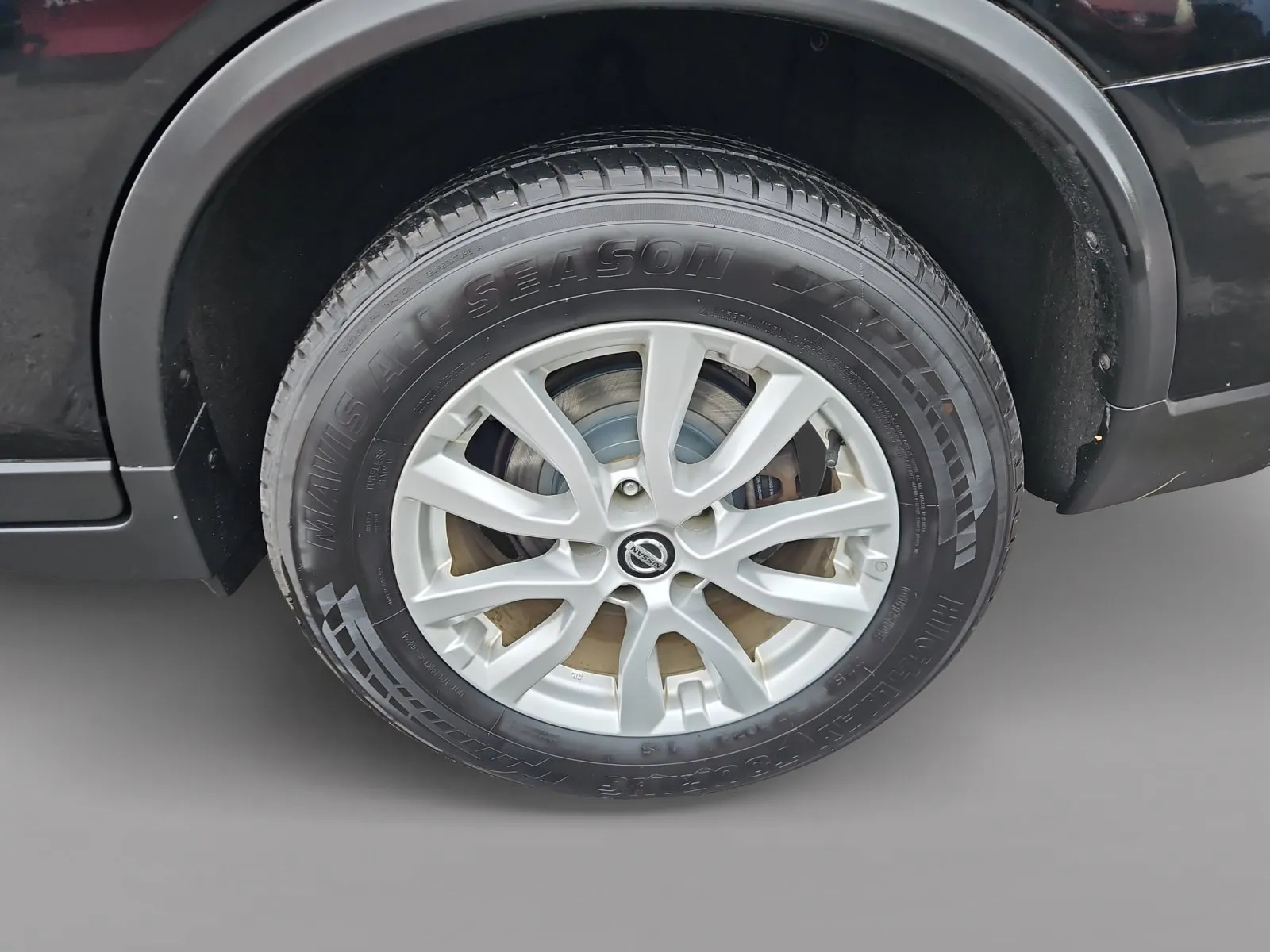 Nissan Rogue photo 14