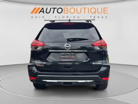 More photos of 2019 Nissan Rogue SV at Auto Boutique Ohio, OH