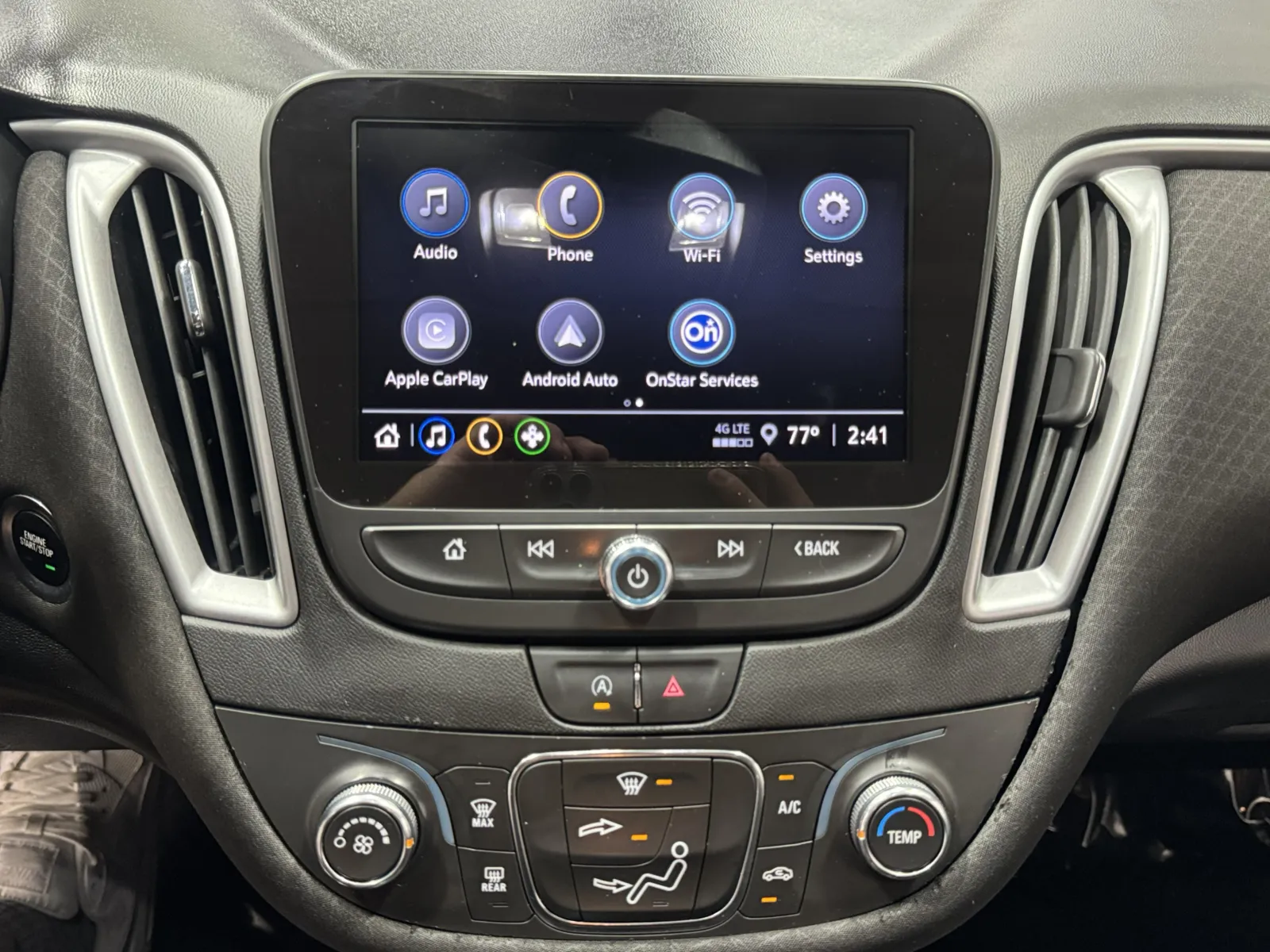 Chevrolet Malibu photo 13