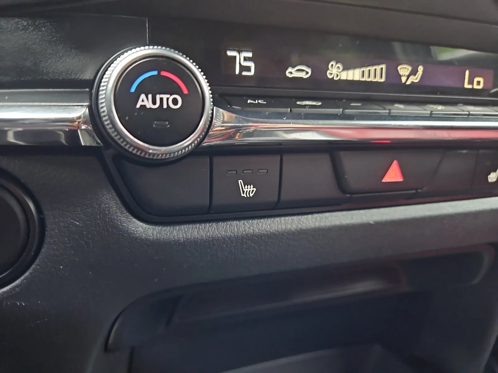 Mazda CX-30 photo 20