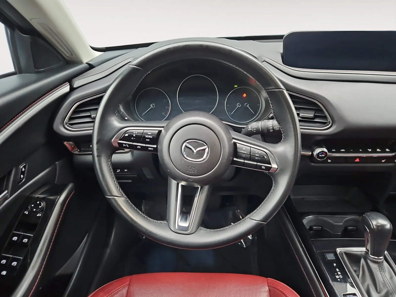 Mazda CX-30 photo 12