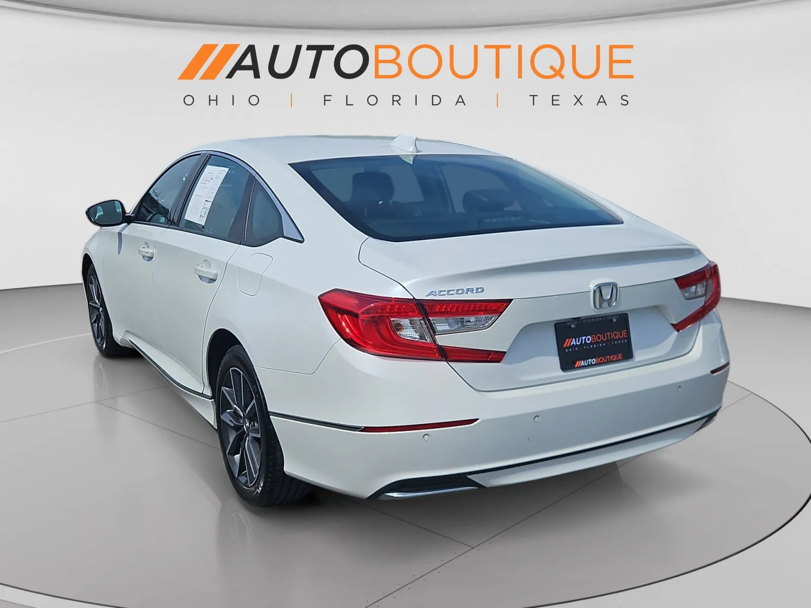 Honda Accord photo 2