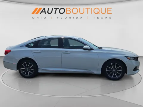 More photos of 2022 Honda Accord Sedan EX-L at Auto Boutique Ohio, OH