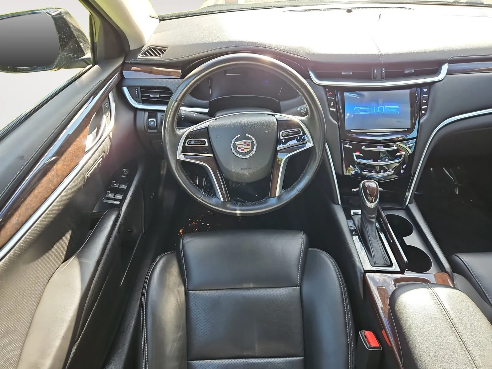 Cadillac XTS photo 10