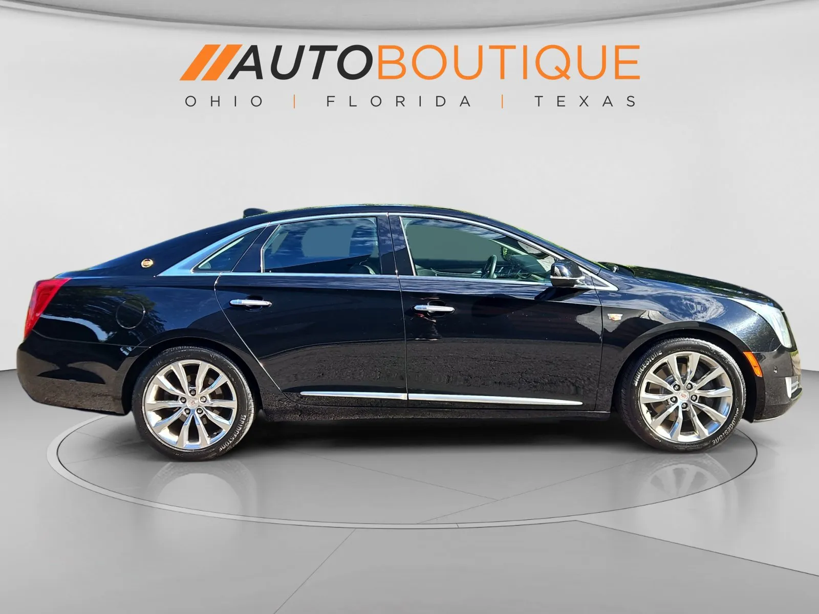 Cadillac XTS photo 6