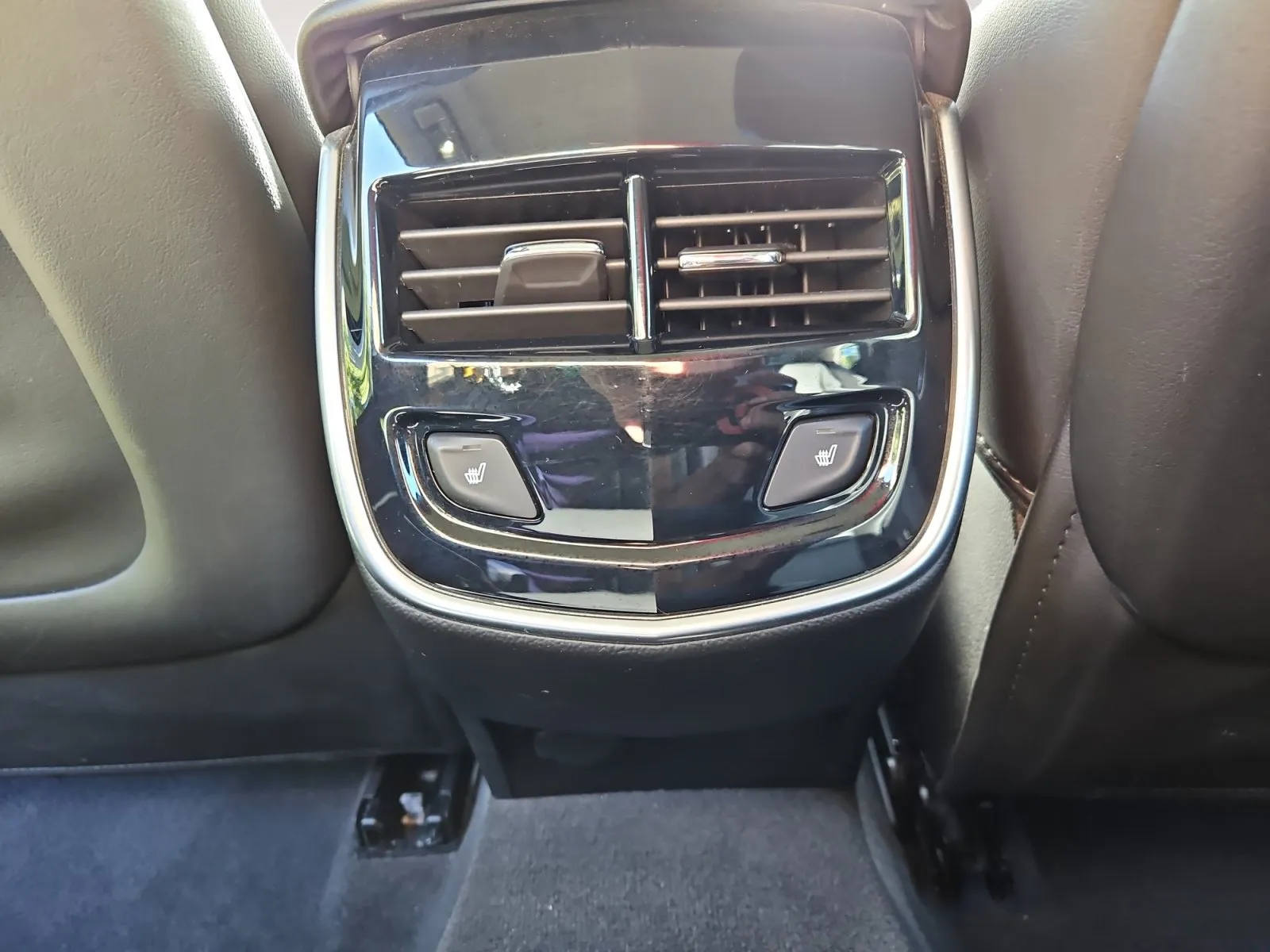 Cadillac XTS photo 13