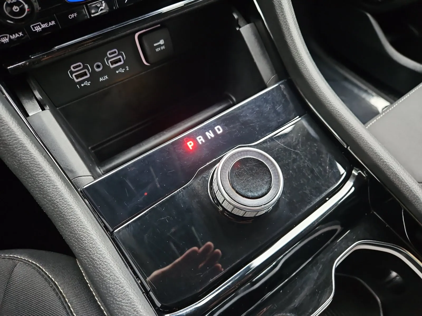 Jeep Grand Cherokee photo 19