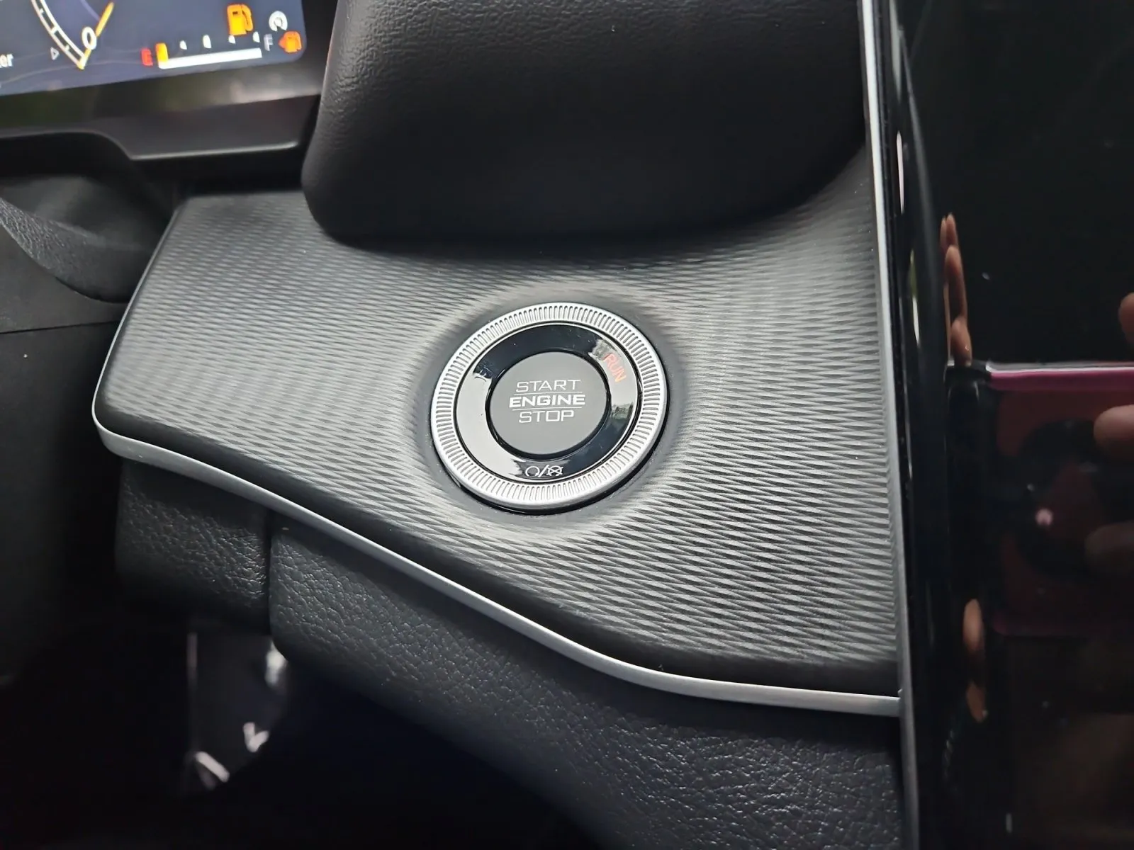Jeep Grand Cherokee photo 17