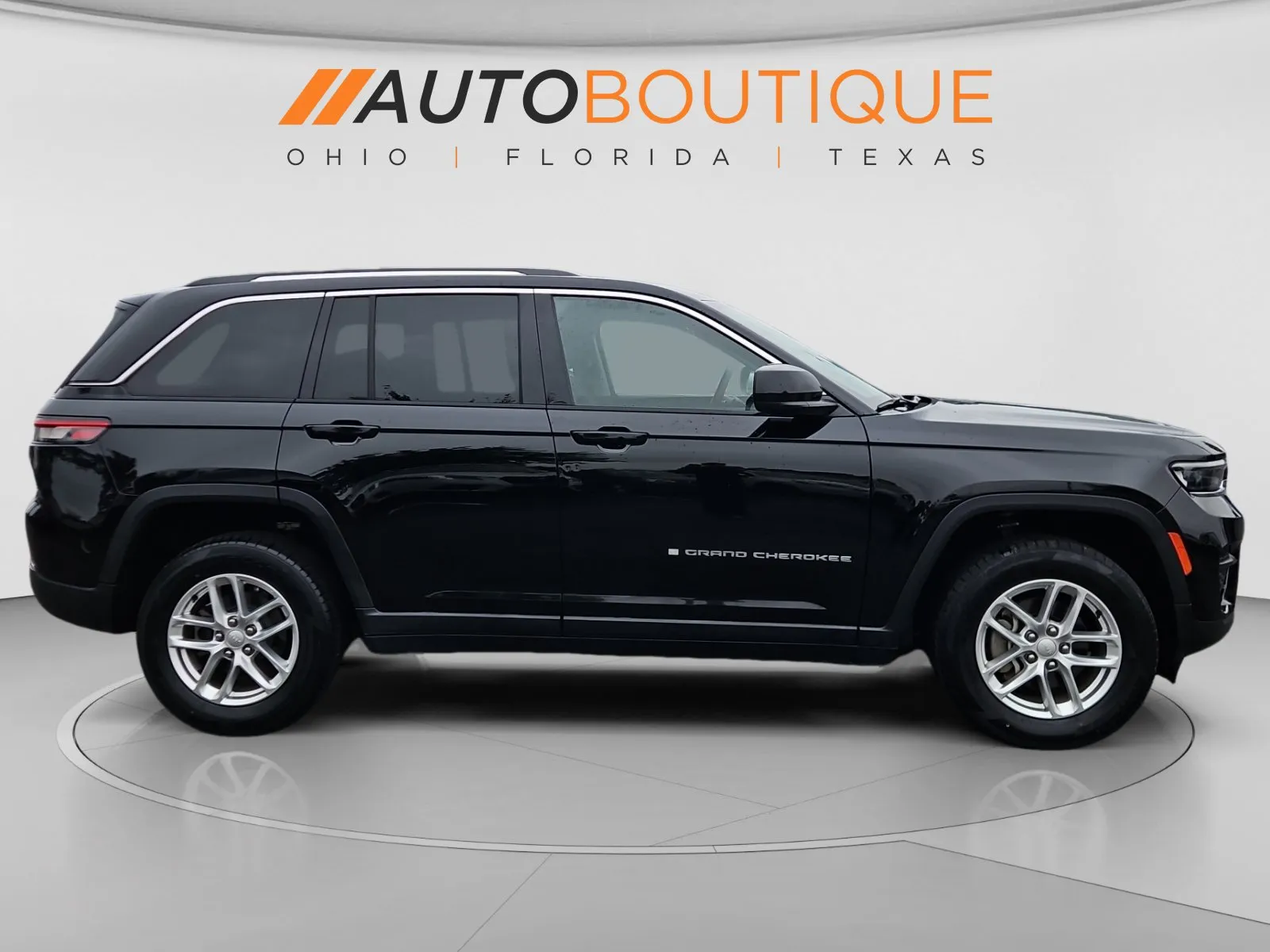 Jeep Grand Cherokee photo 6
