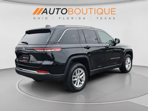 More photos of 2023 Jeep Grand Cherokee Laredo at Auto Boutique Ohio, OH