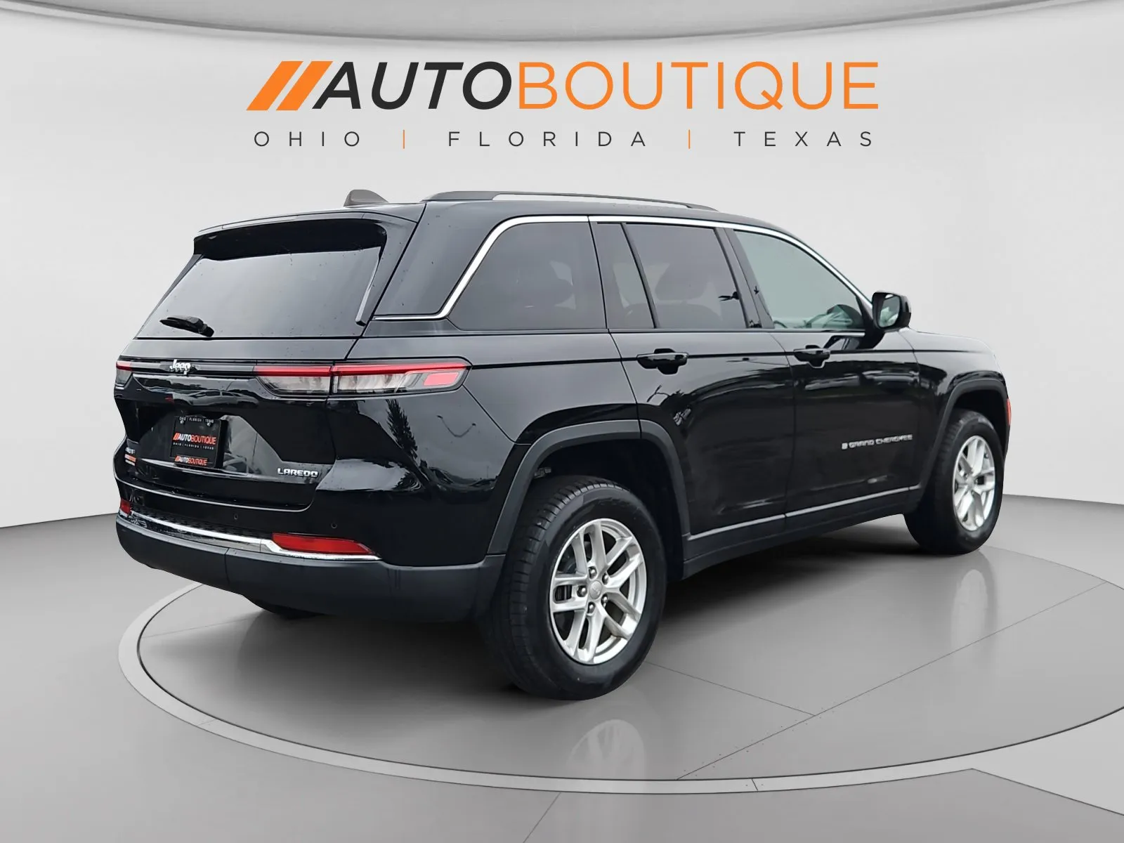 Jeep Grand Cherokee photo 5