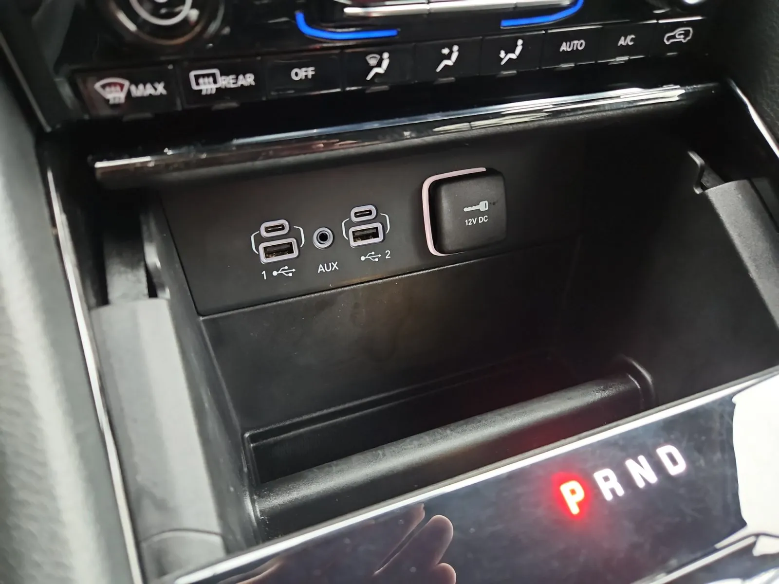 Jeep Grand Cherokee photo 18