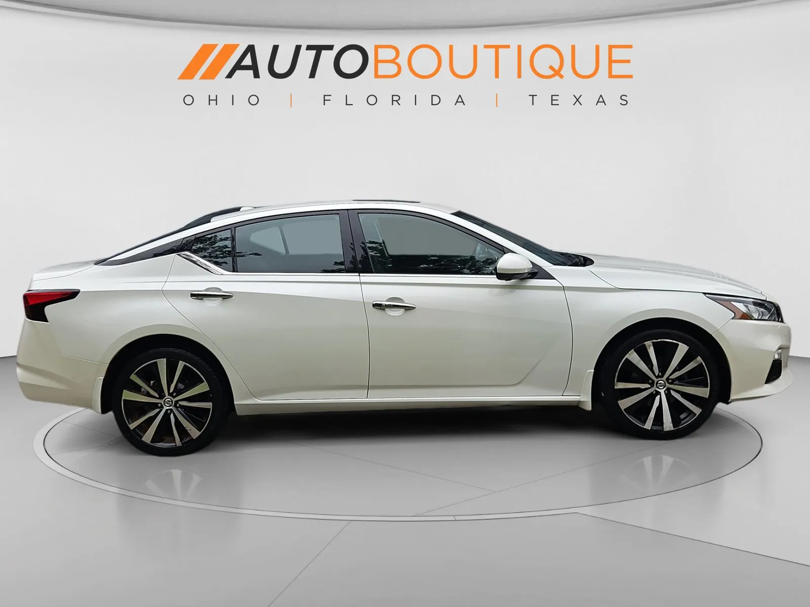 Nissan Altima photo 6