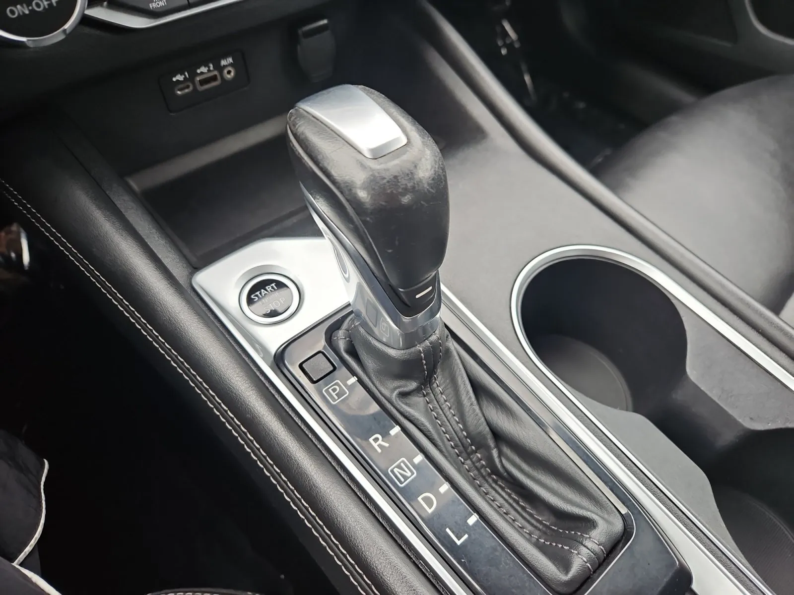 Nissan Altima photo 24