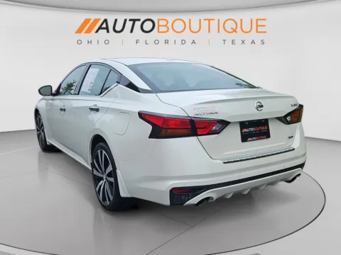 Another view of 2019 Nissan Altima 2.5 Platinum for sale in Columbus, OH at Auto Boutique Ohio