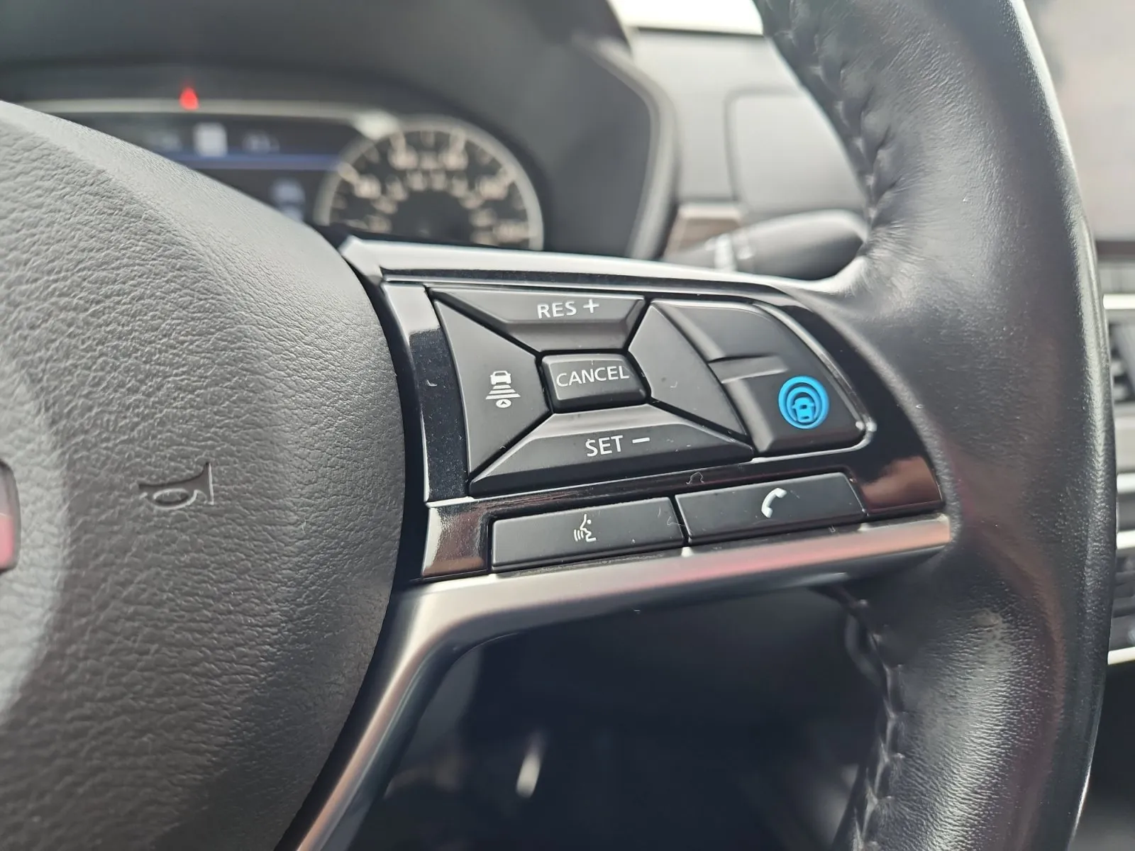 Nissan Altima photo 25