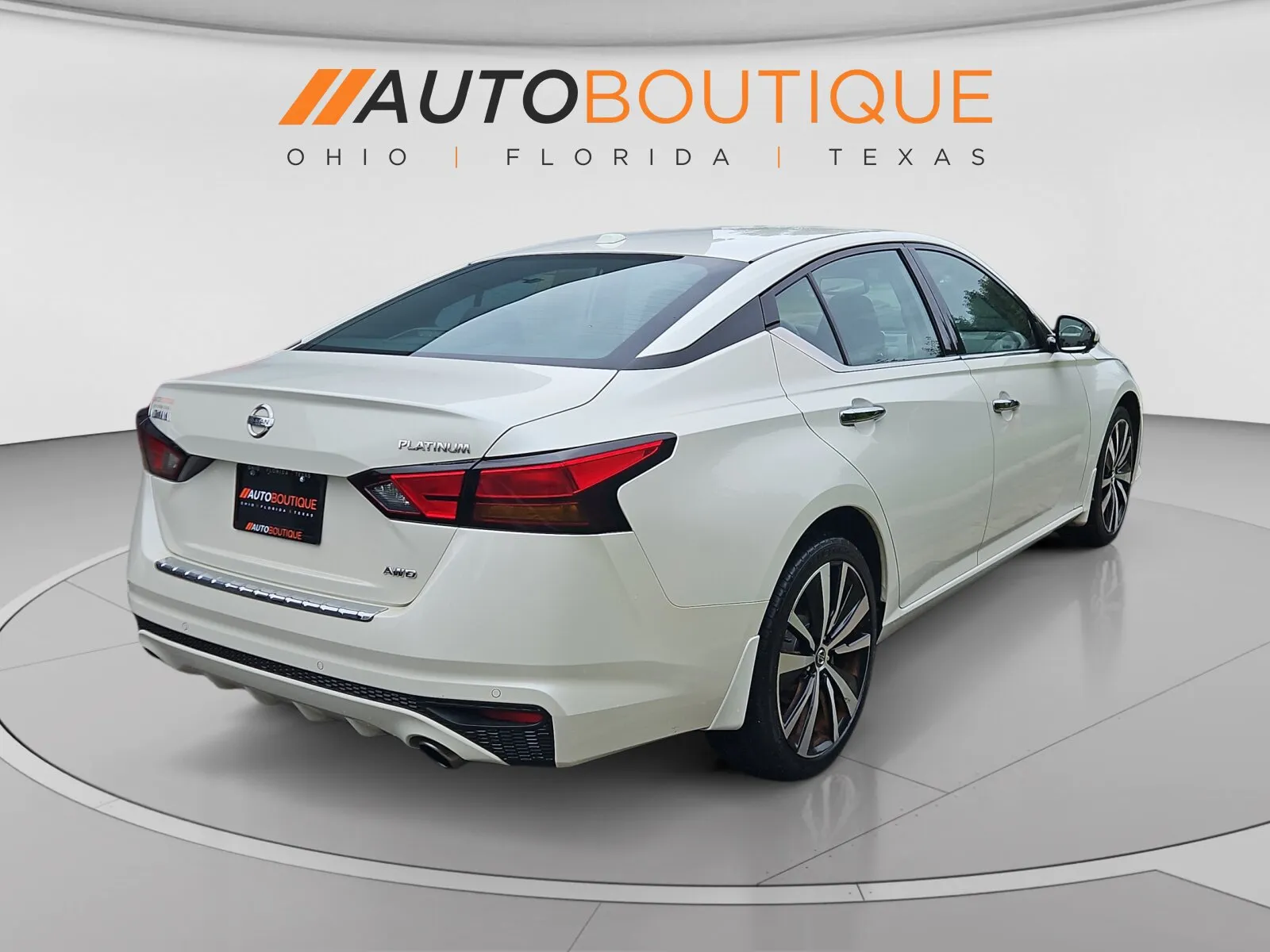 Nissan Altima photo 5