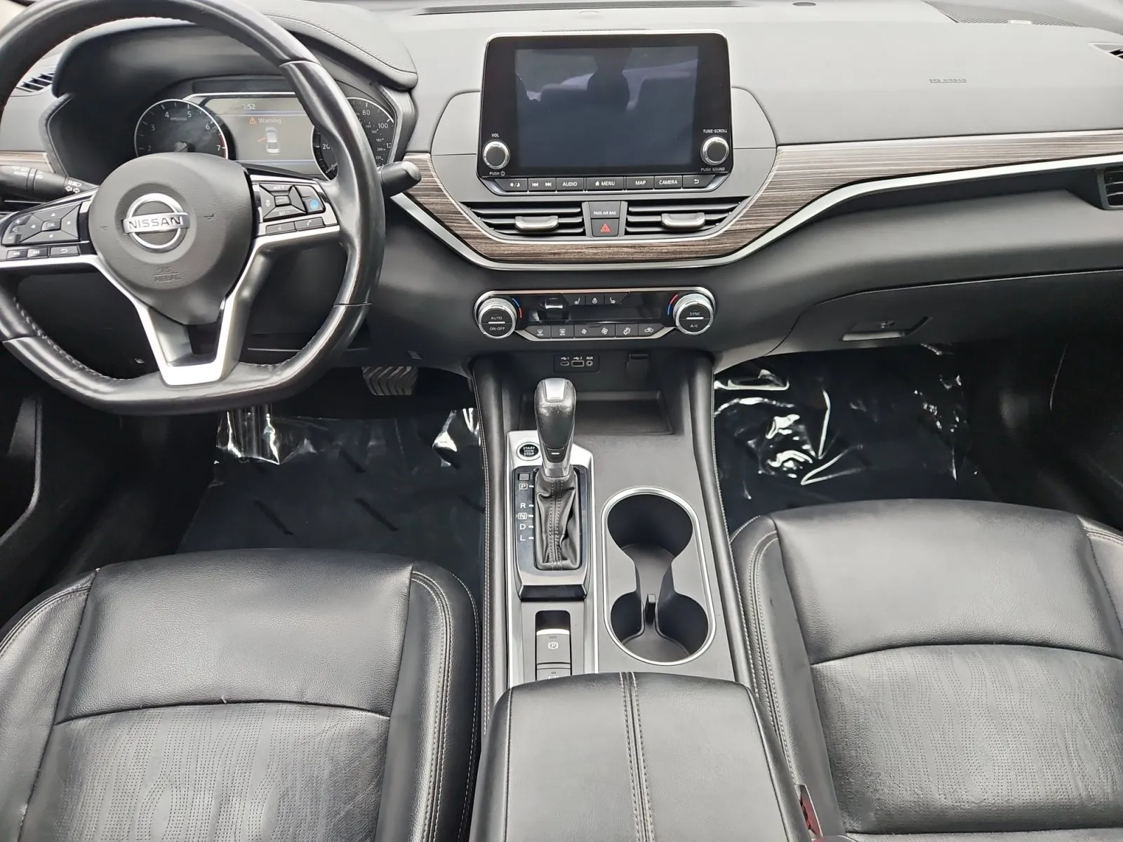 Nissan Altima photo 11