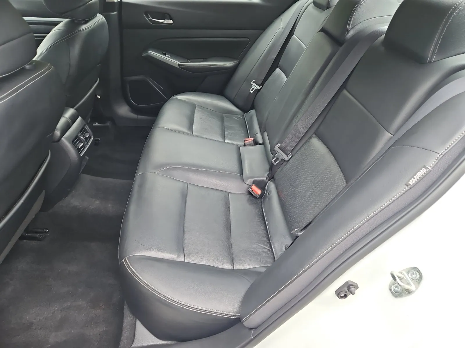 Nissan Altima photo 14