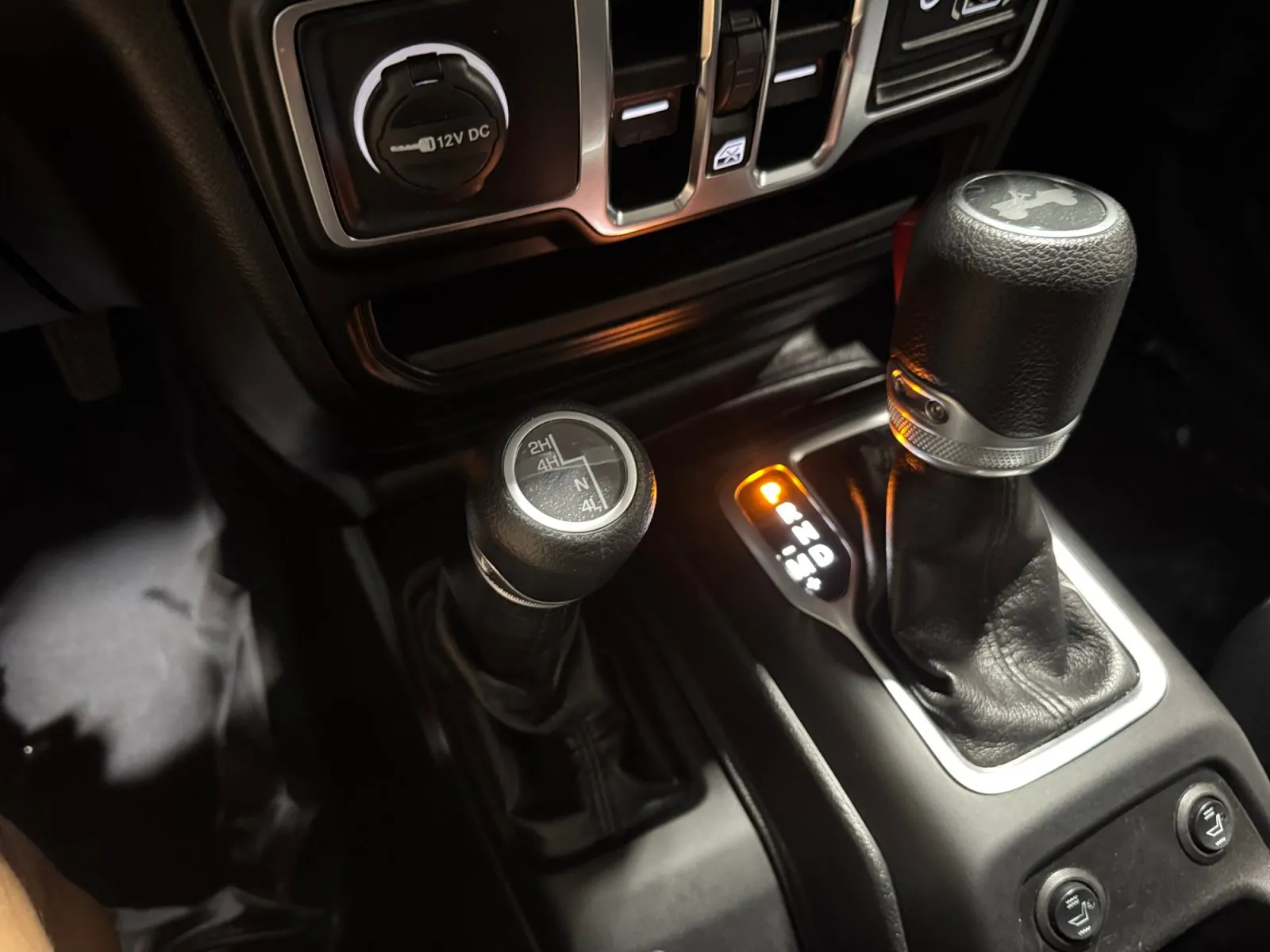 Jeep Wrangler photo 5