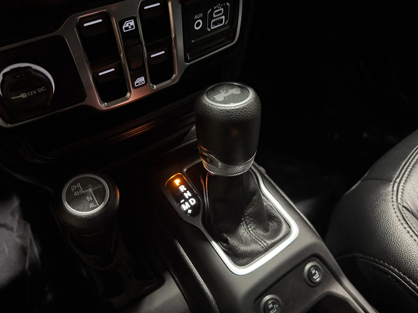 Jeep Wrangler photo 22