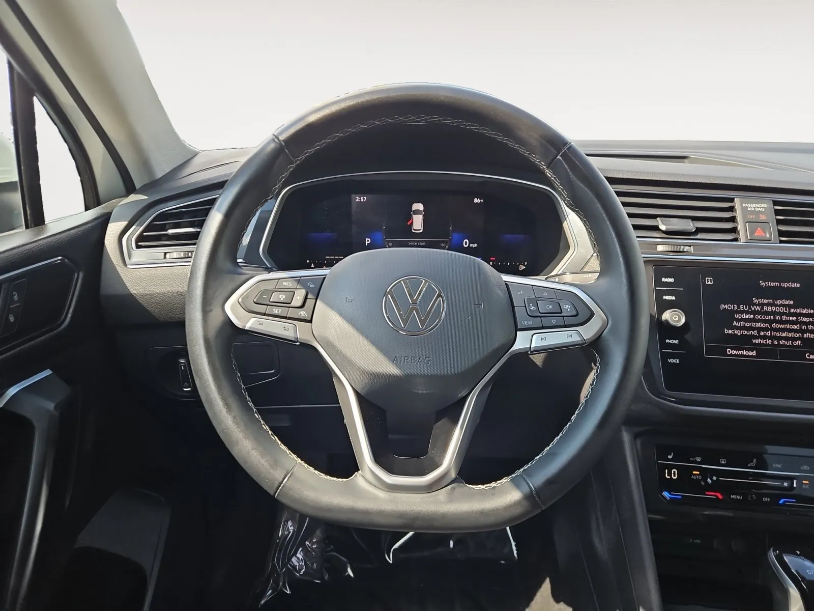Volkswagen Tiguan photo 12