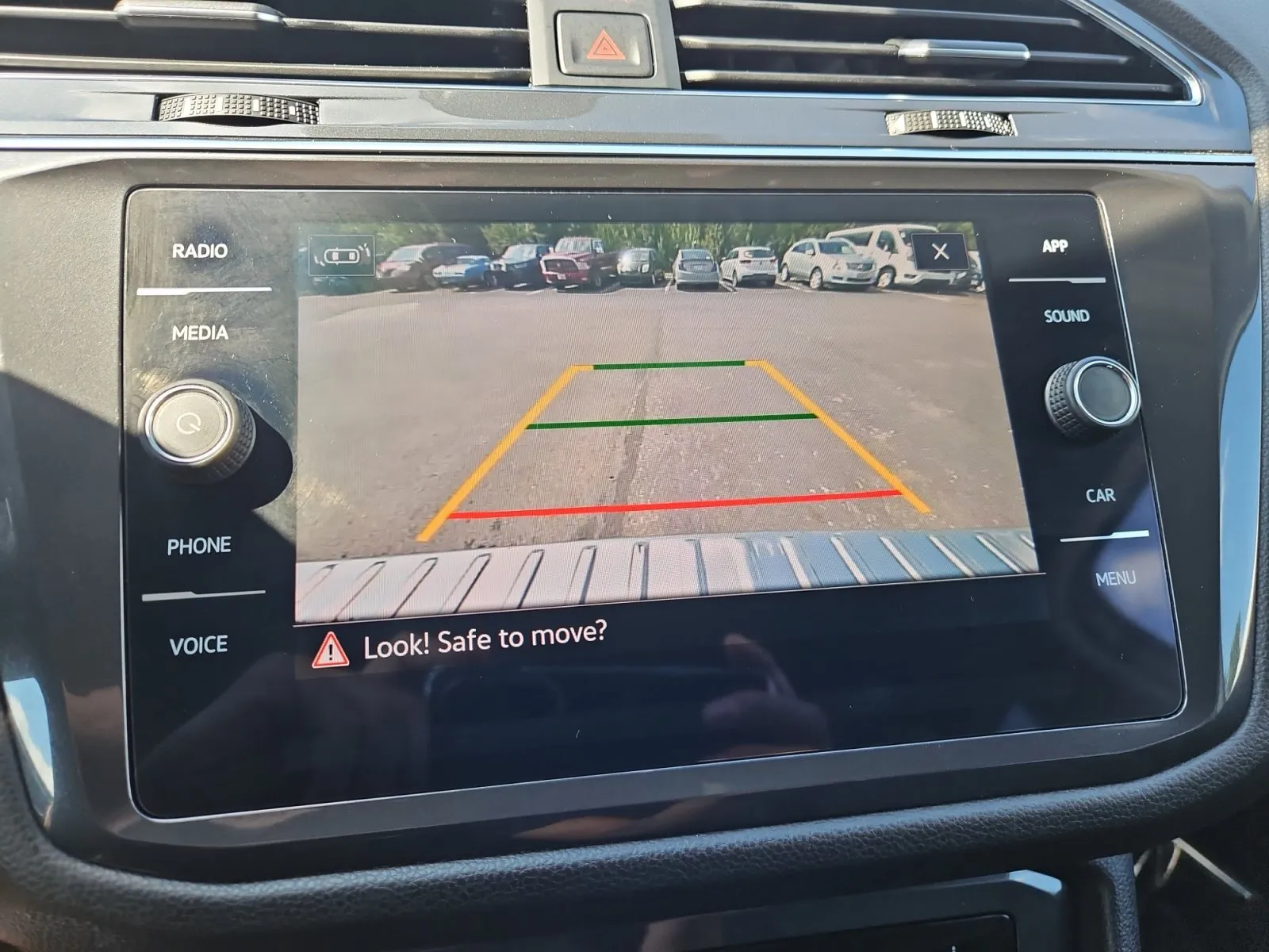 Volkswagen Tiguan photo 18