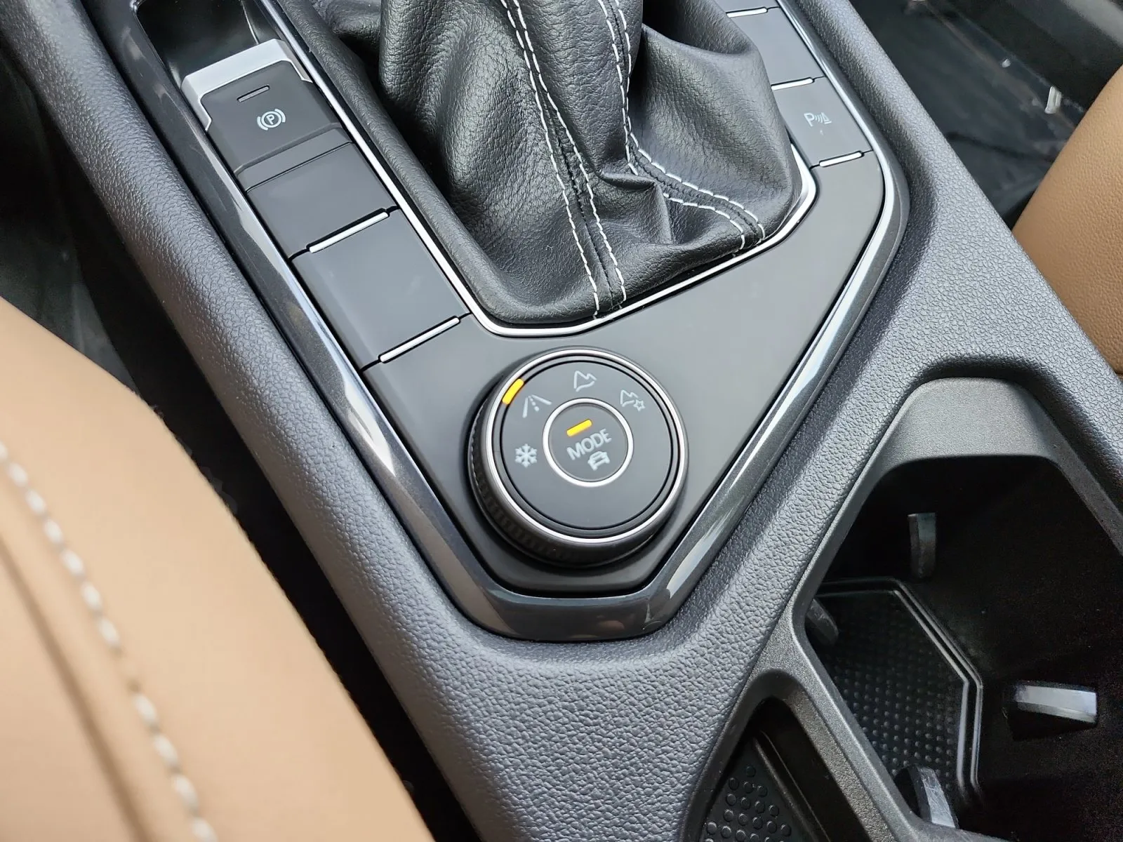 Volkswagen Tiguan photo 24