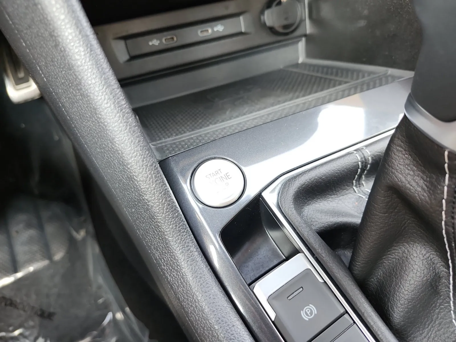 Volkswagen Tiguan photo 22